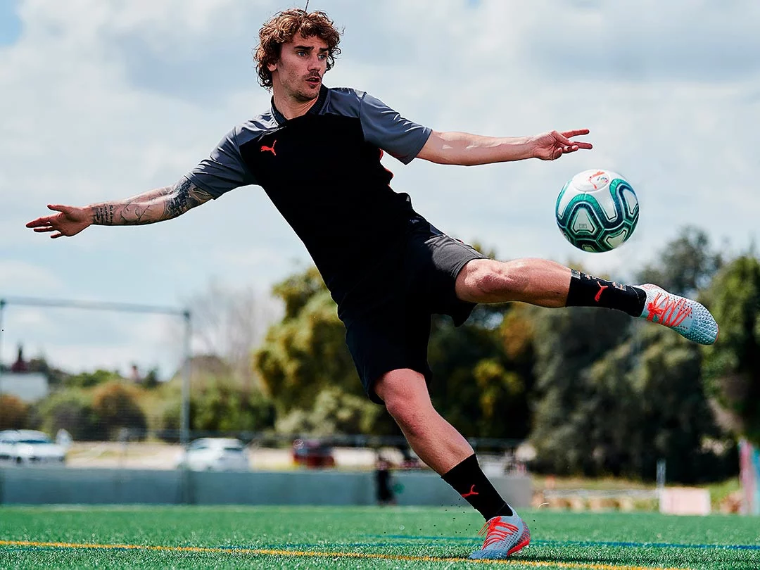 post card Griezmann pallone Liga spagnola Puma_0.webp